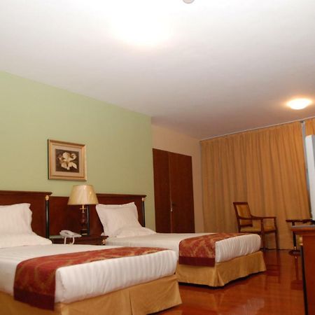 Churchill Addis Ababa Hotel מראה חיצוני תמונה